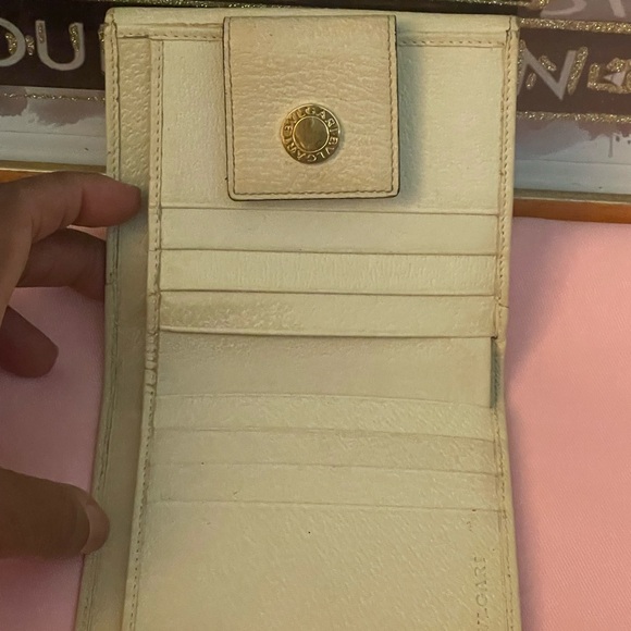 GUC Bvlagari Compact Wallet - Picture 7 of 9